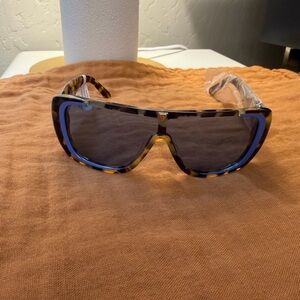 NWT Karen Walker Tortoiseshell Sunglasses with Black Accents